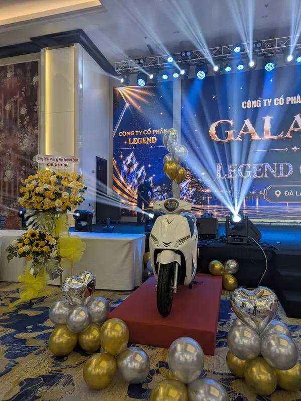 Sân khấu gala dinner với giải thưởng lớn cuối chương trình